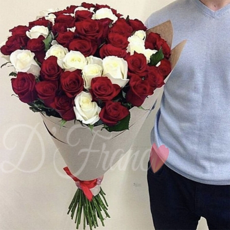 Bouquet De Rosas Rojas Y Blancas